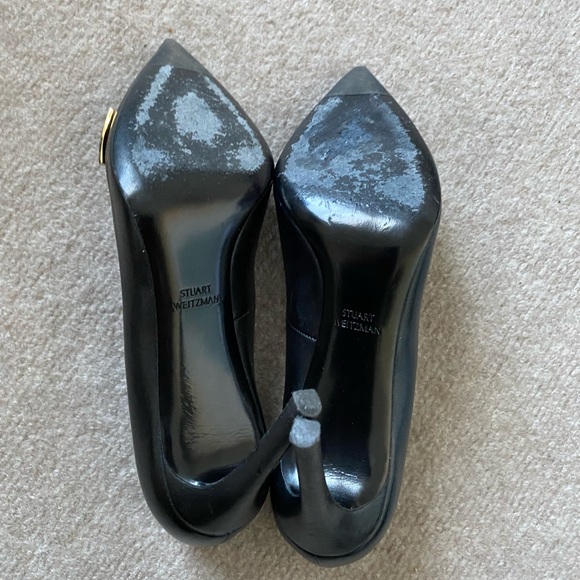 Stuart Weitzman | Shoes | Stuart Weitzman Stanton 9 W Gold Metal Bow Pumps Heels 6 M | Poshmark
